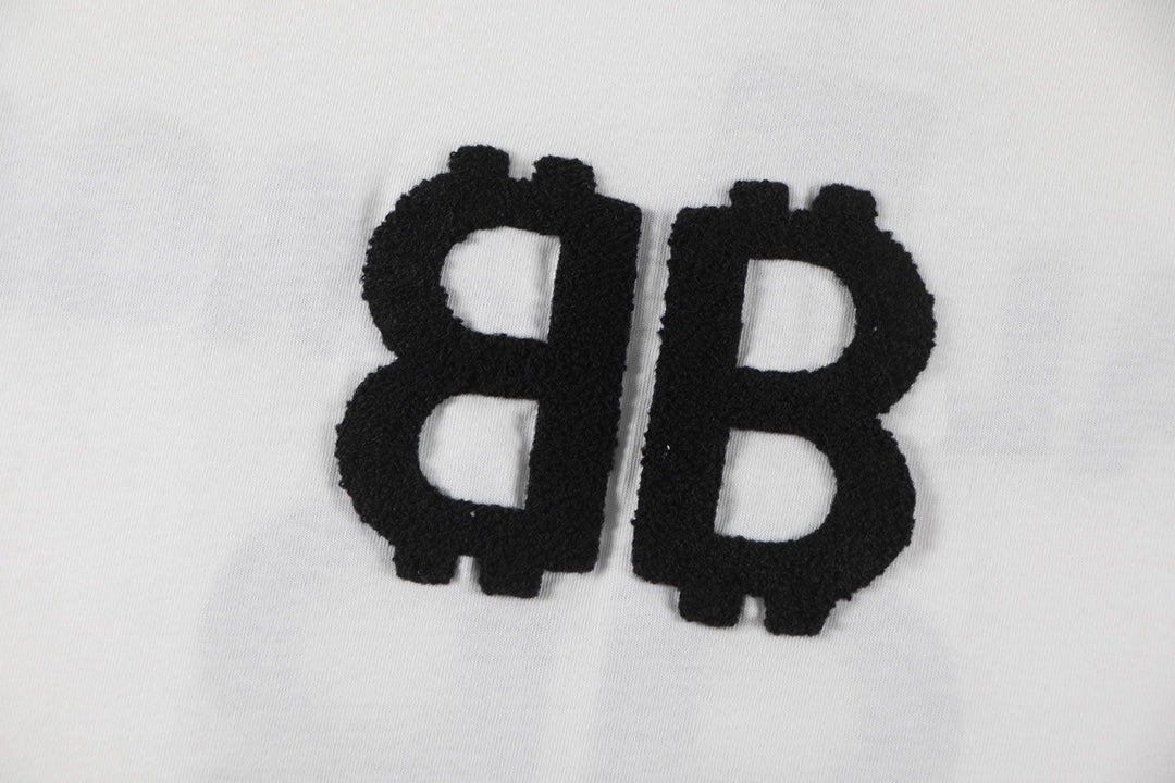 New Tape Type Tr T-shirt